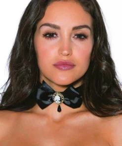 Shirley Of Hollywood Accessories Skull Cameo Choker