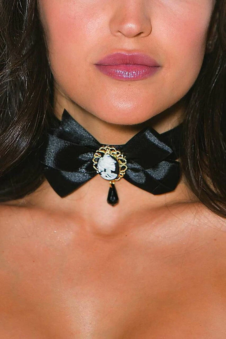 Shirley Of Hollywood Accessories Skull Cameo Choker 2 Shirley Of Hollywood Accessories Skull Cameo Choker